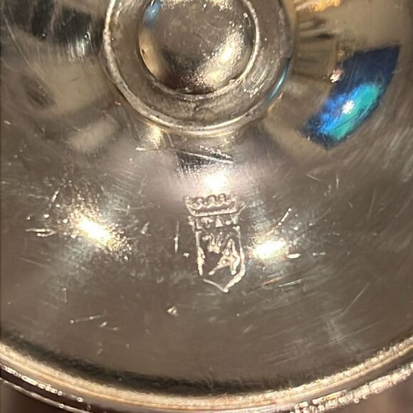 Silverplate VTG pair of wine goblets stamped Italy William Adams in EUC 4.5 inch - Picture 3 of 4